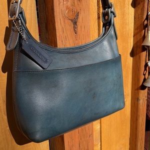 VGUC Vintage Coach #9166